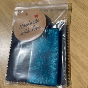 Beautiful handmade metallic blue necklace